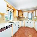 Oliveira - Piscina Aquecivel, Jacuzzi E Bbq, Villa