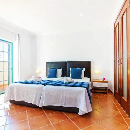 Oliveira By Algarve Vacation Villa