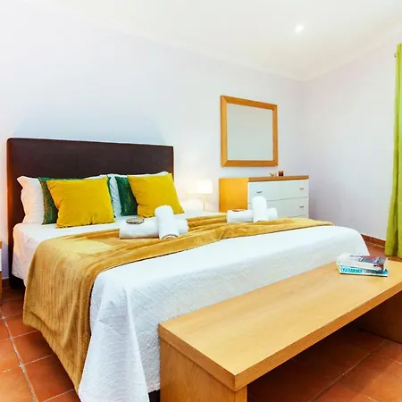 Oliveira By Algarve Vacation *