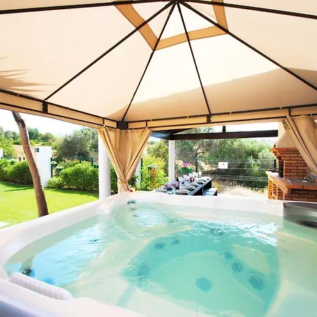 Villa Oliveira - Piscina Aquecivel, Jacuzzi E Bbq, Armação de Pêra