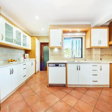 Oliveira By Algarve Vacation *