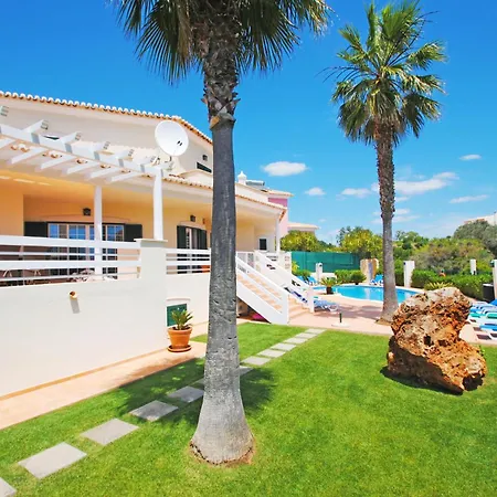 Villa Oliveira By Algarve Vacation Armacao de Pera