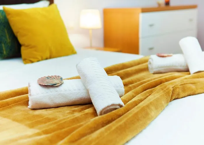 Oliveira By Algarve Vacation * Armação de Pêra