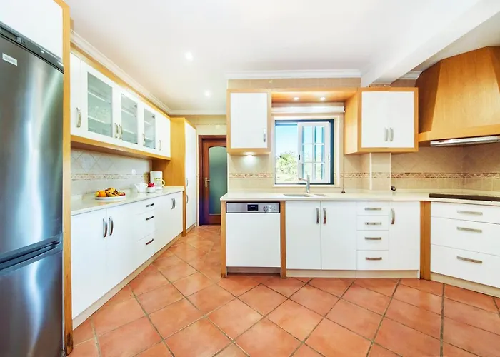 Oliveira By Algarve Vacation *